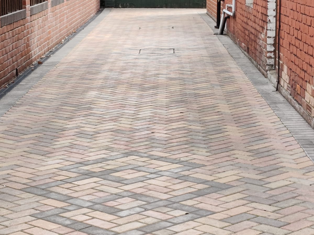 Block paving driveway